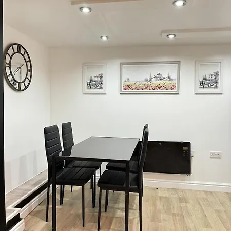 Apartment Cosy Flat, Near Leeds City Centre, Parking,wifi Leeds (West Yorkshire)